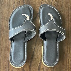 Kino Ladies Lily Black Leather Flip Flops with White Stitching
